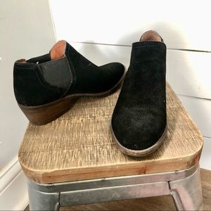Lucky Brand suede ankle boots